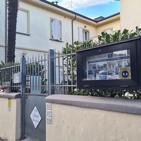 Villa Sante Residence Pesaro Bagian luar foto