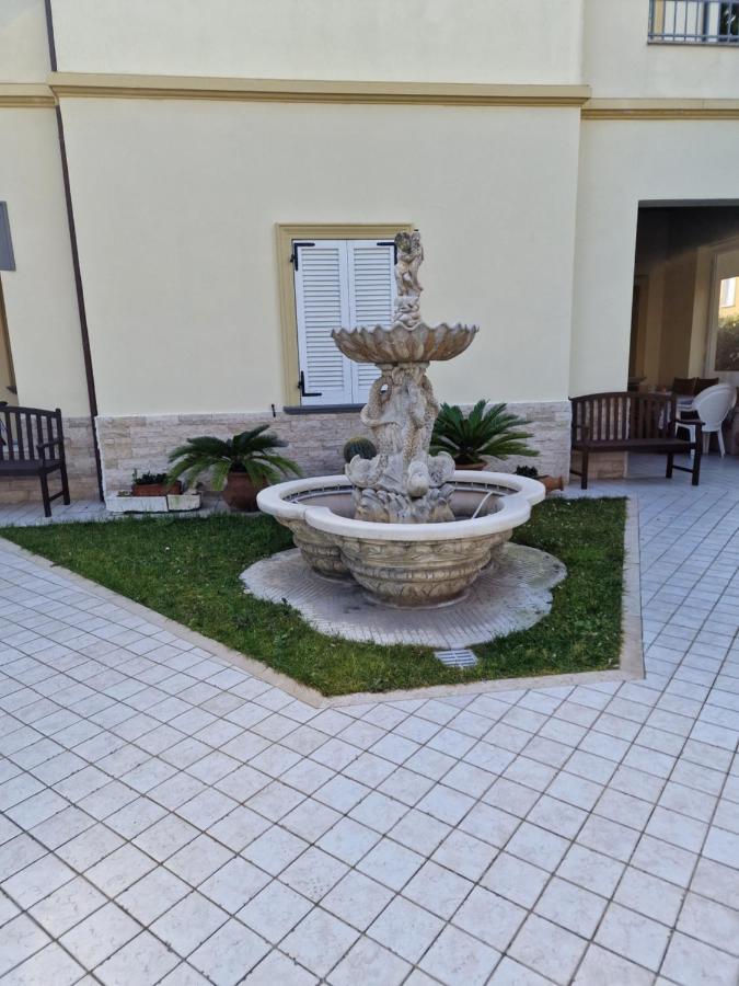 Villa Sante Residence Pesaro Bagian luar foto
